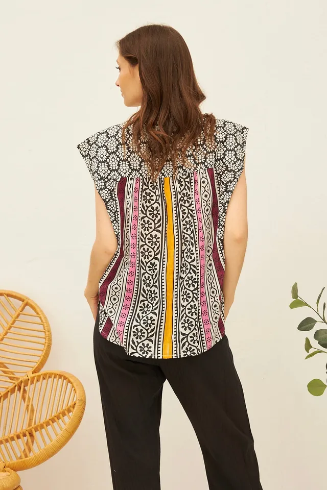 Chicosoleil Marty top noir Batik of Love 100% coton