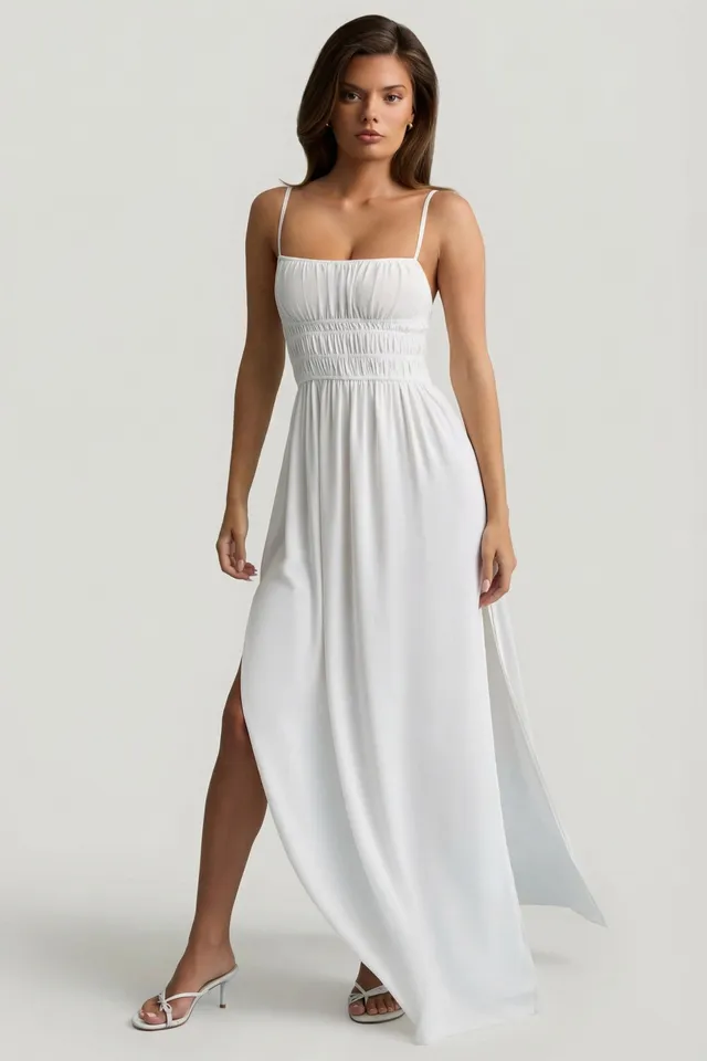 Oh Polly Olyssia robe maxi blanche bretelles smockée