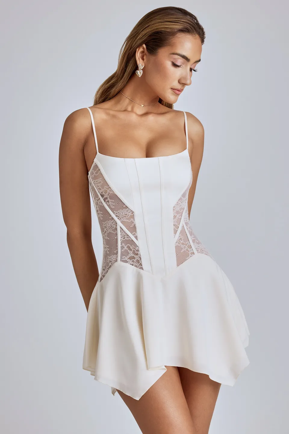 Oh Polly Anniken Mini Robe Ivoire Dentelle Satin
