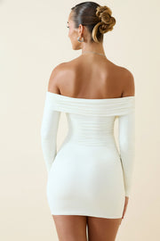 Oh Polly Aarti 11692 robe mini vanille moulante ruchée
