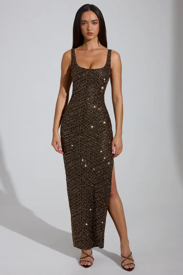 Oh Polly Yarina robe maxi marron strass fente cuisse