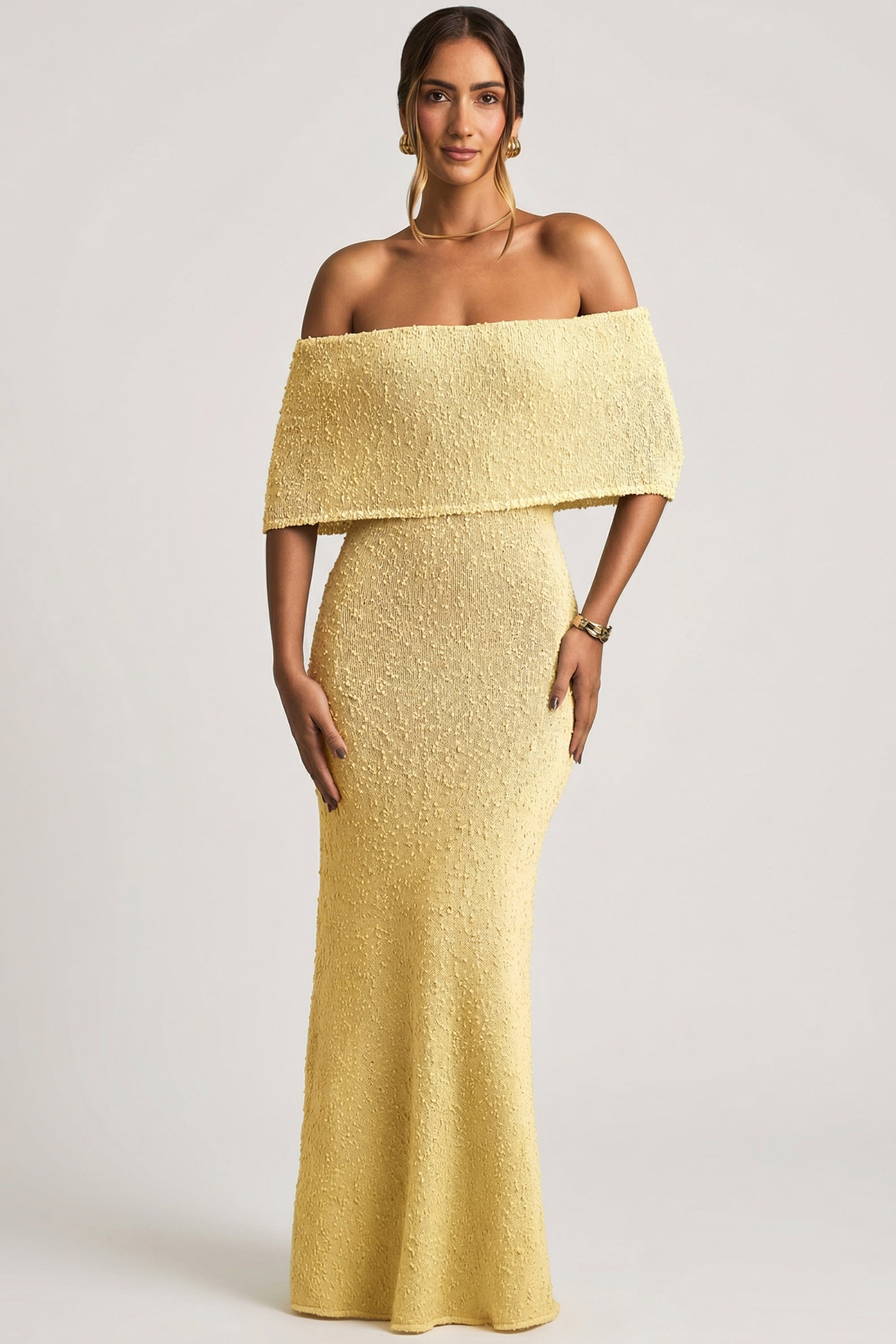 Oh Polly Dresses Naia maxi robe jaune épaules dénudées