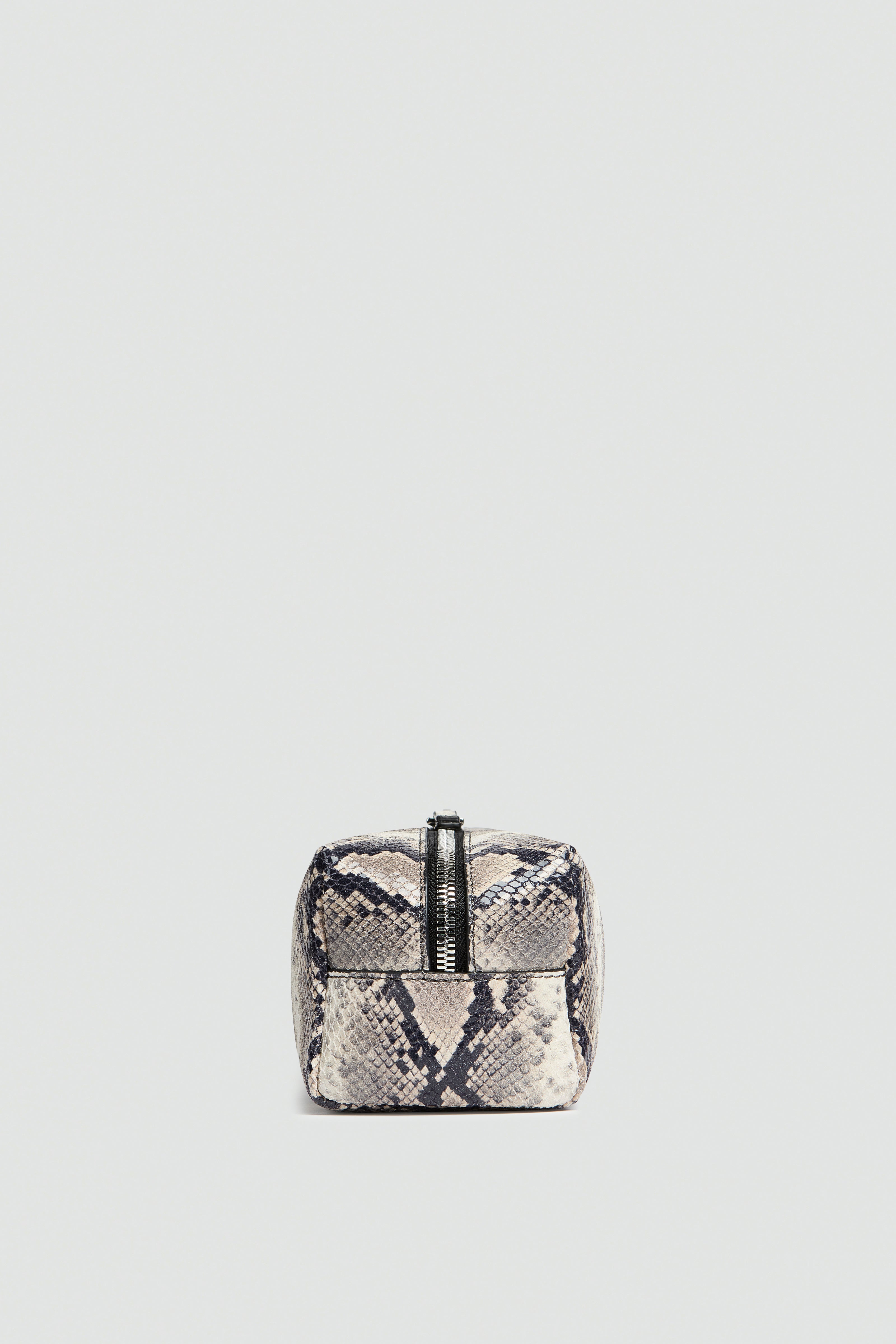 Liviana Conti Elodie pochette cuir pitone roccia zip