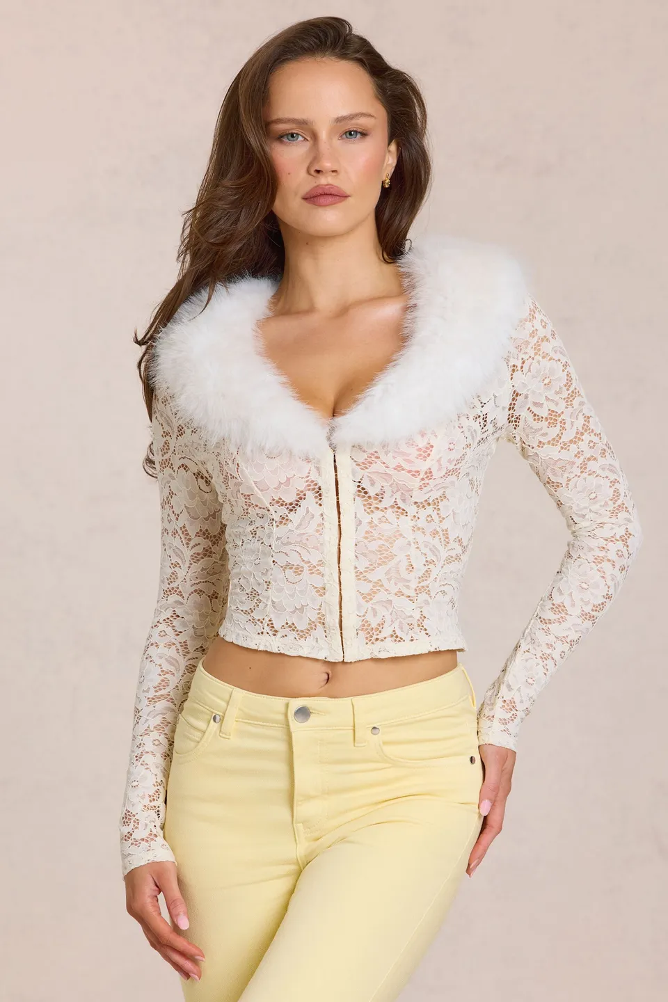 Oh Polly Solaya Cardigan dentelle Ivory col fourrure