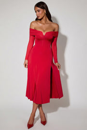 Oh Polly Nerissa 12683 robe midaxi rouge épaules dénudées