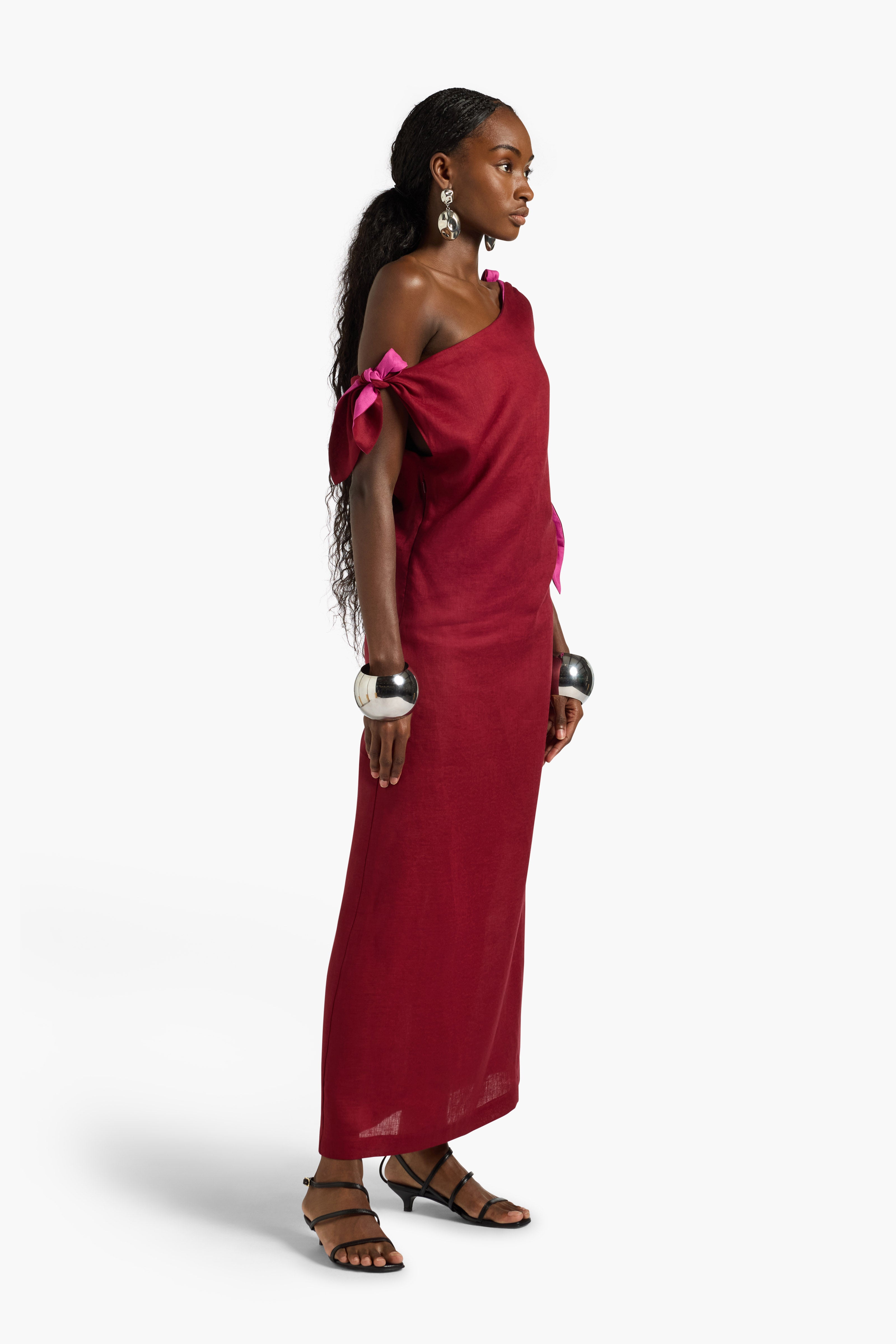 Liviana Conti Kendall robe lin terracotta nœuds