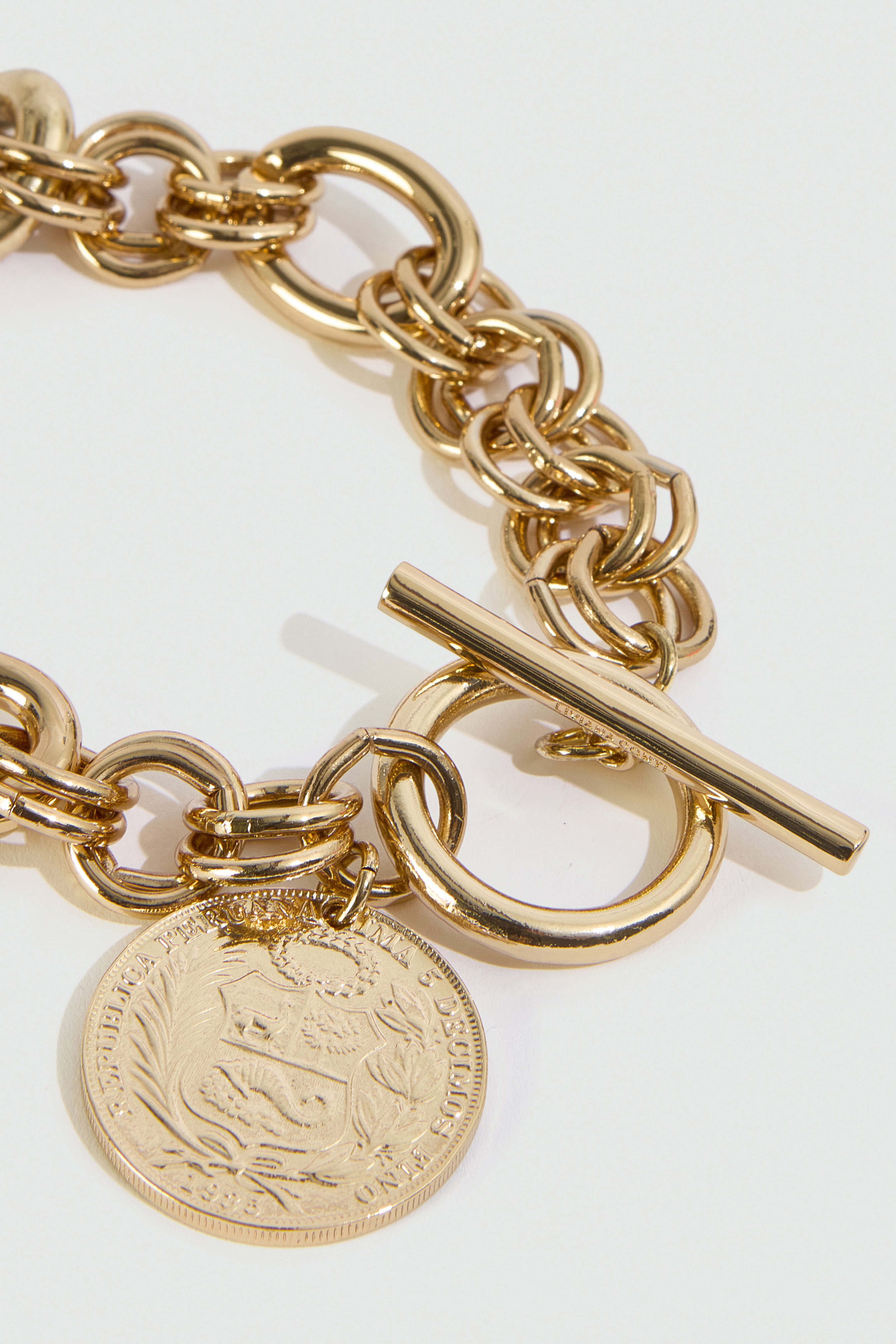Liviana Conti Athena collier doré médaille