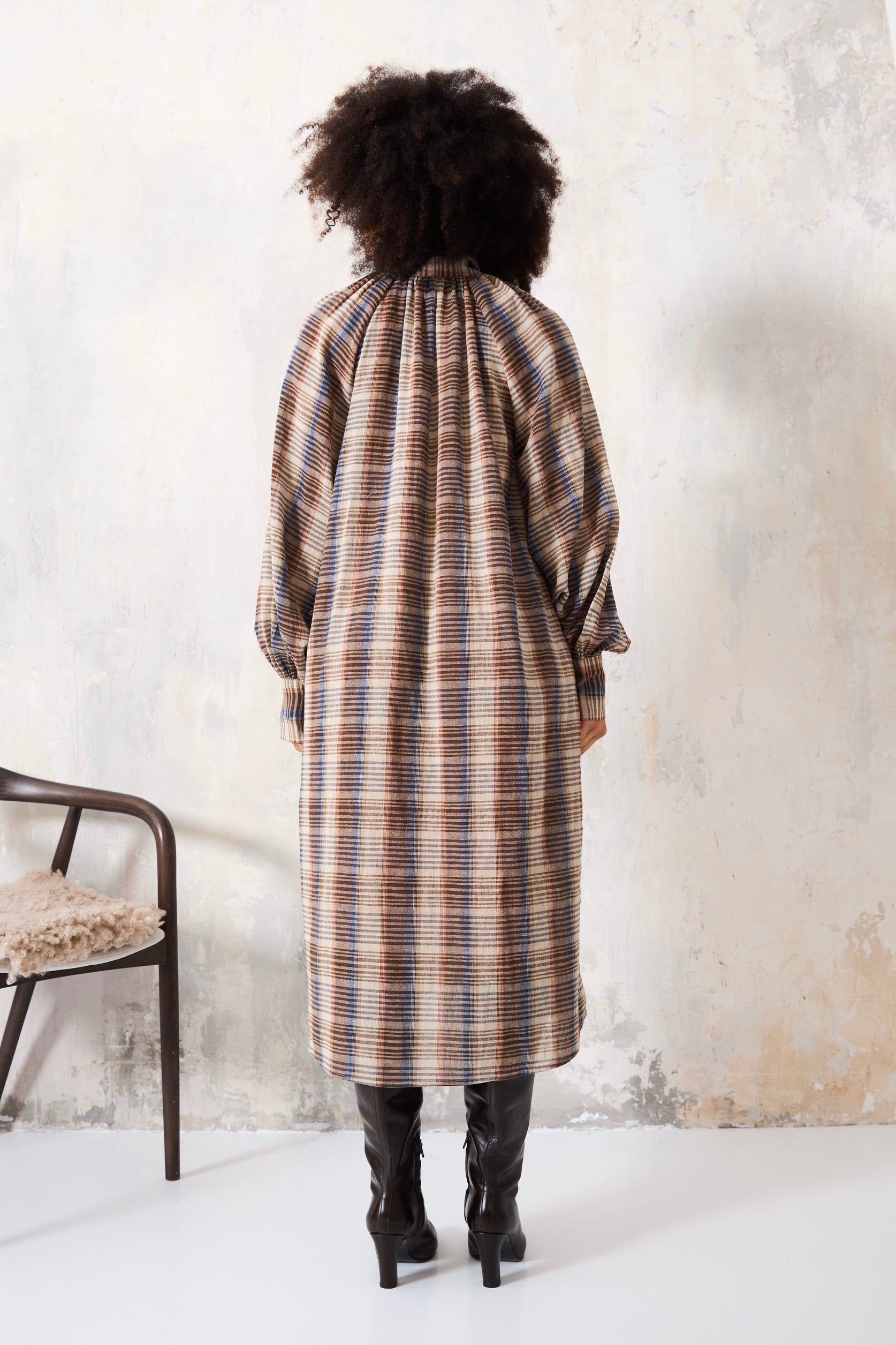 Chicosoleil Robes Nayati robe beige rayée coton main