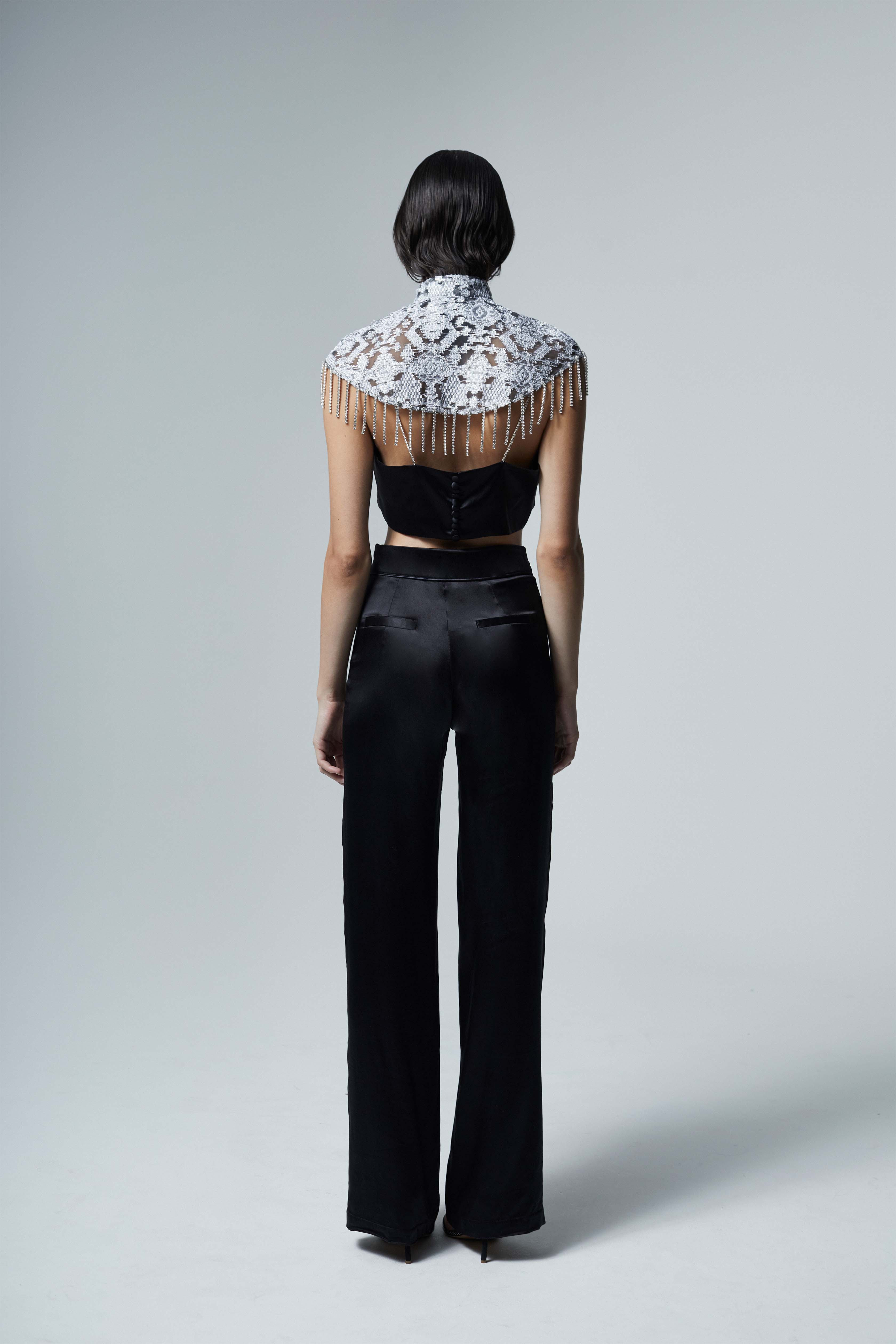 The Ethiquette Cape Jane Mini cape dentelle taille unique
