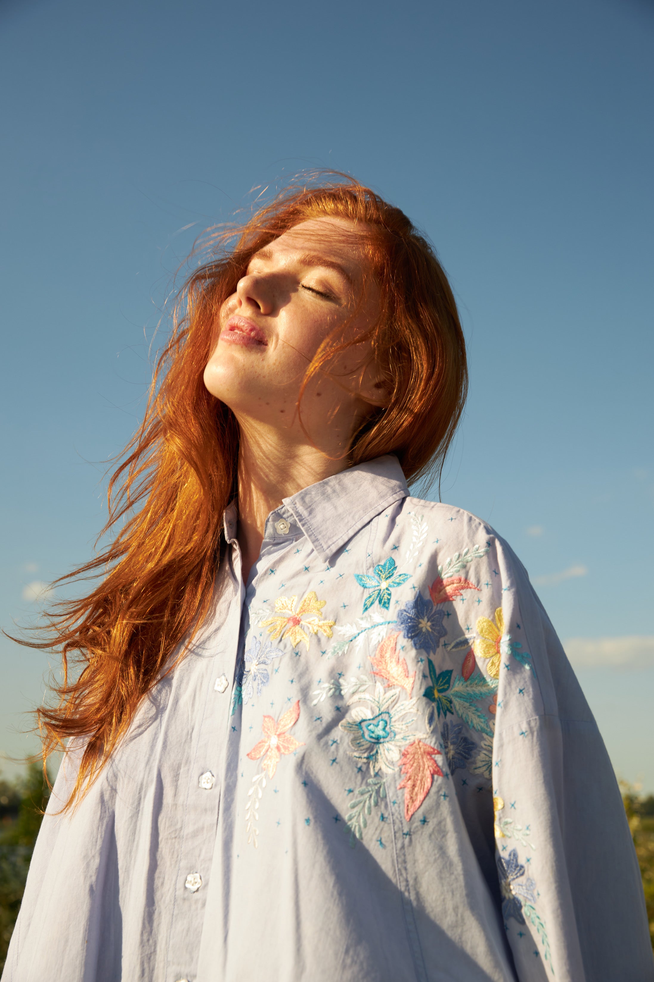 Chicosoleil Tops Chemise Mani bleu bluish brodée S
