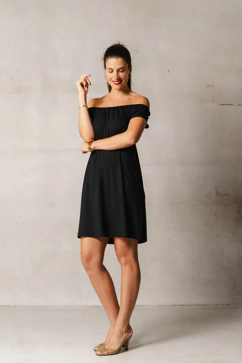 THELMA & ROSE Alba robe courte noire T1 col bardot
