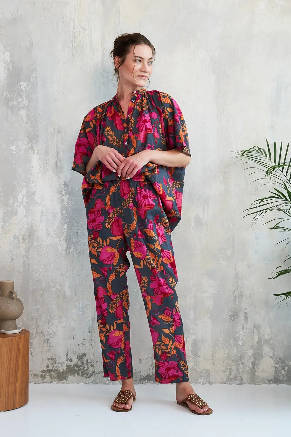 Chicosoleil Bonao pantalon droit floral grenade coton