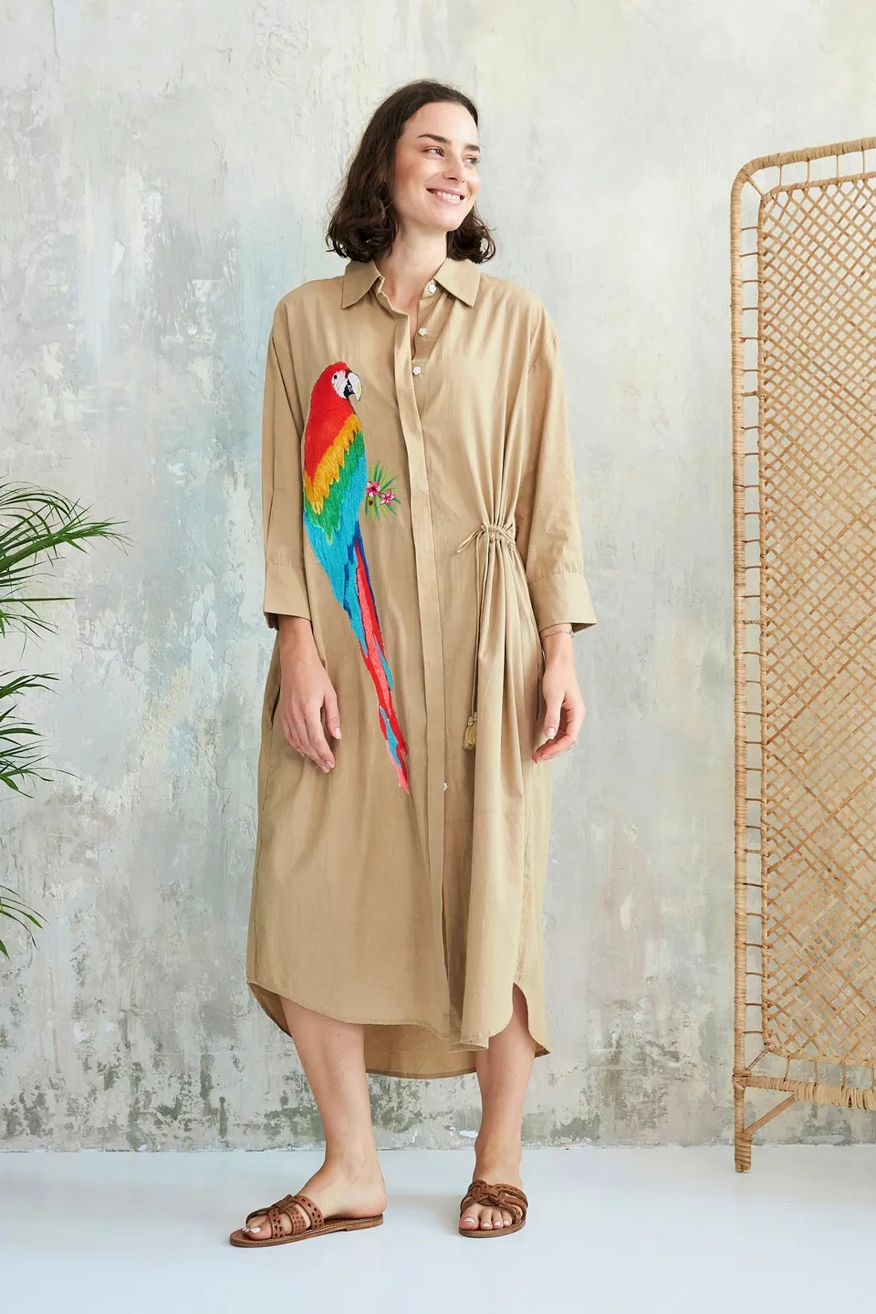 Chicosoleil Tokala robe longue beige perroquet popeline coton