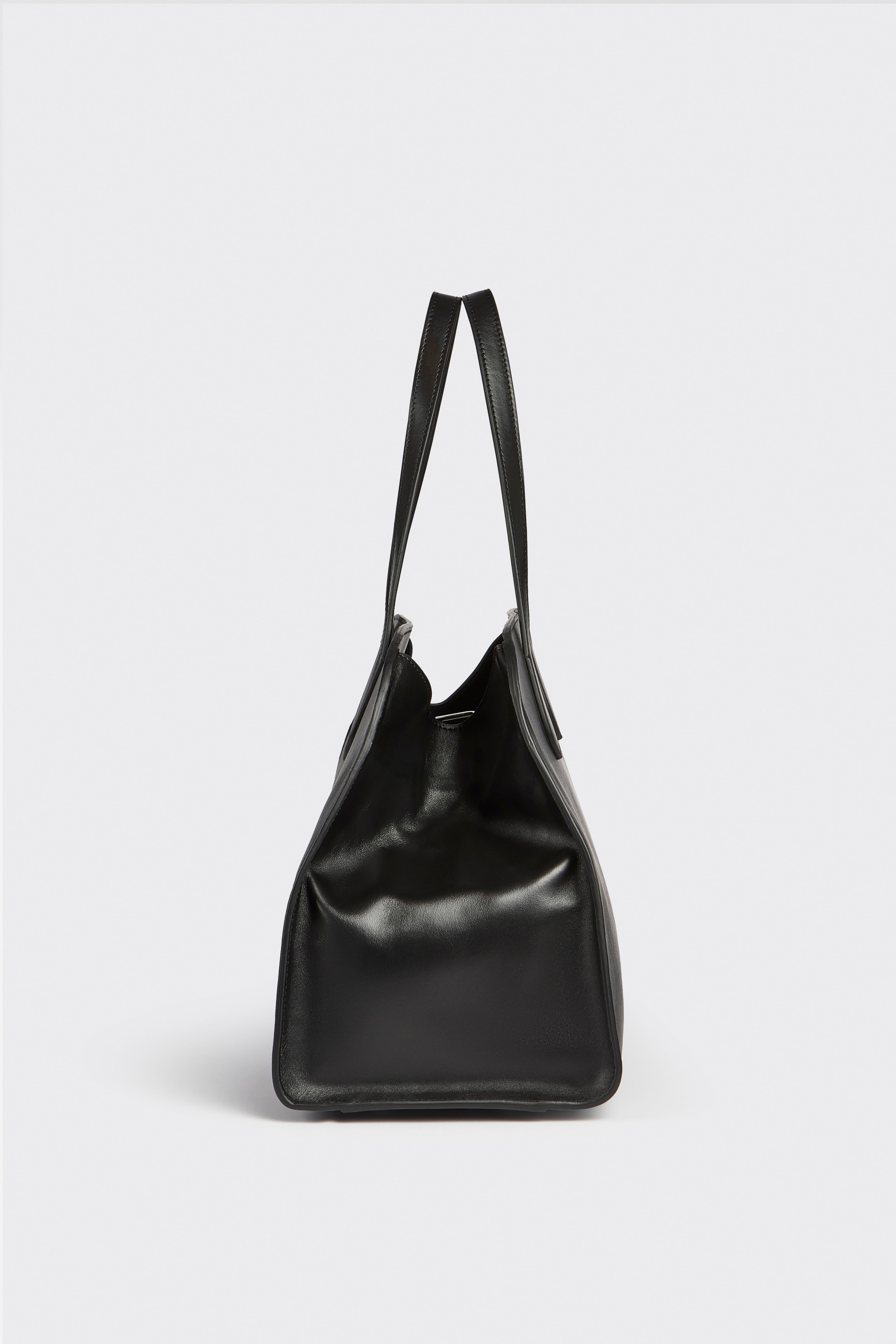 Liviana Conti Madison sac cuir noir veau lisse