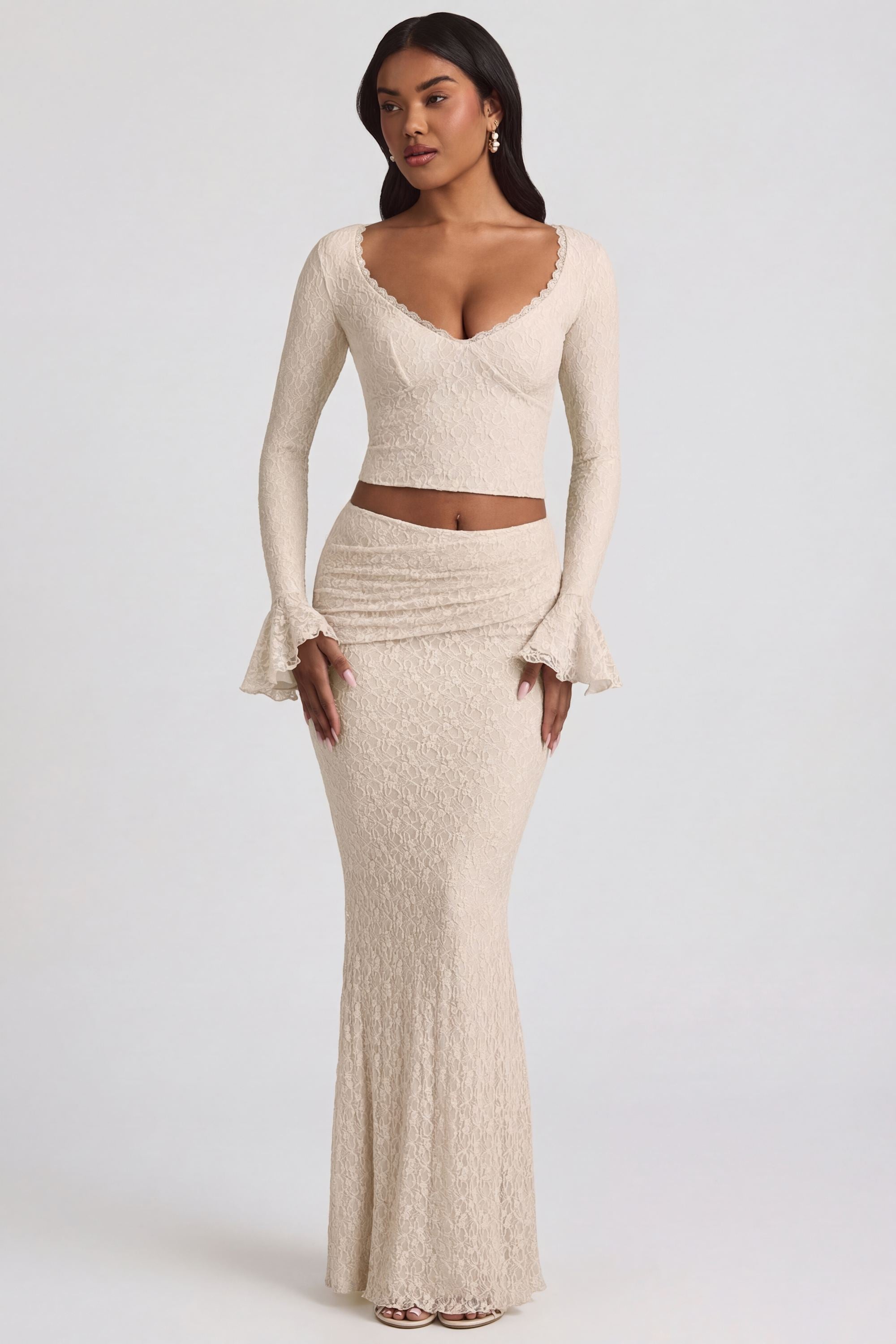 Oh Polly Vanda jupe maxi dentelle ivoire