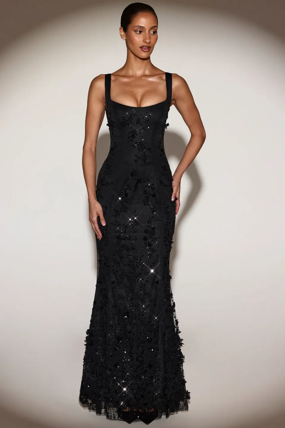 Oh Polly Embellished Vasanta robe corset noire sequins