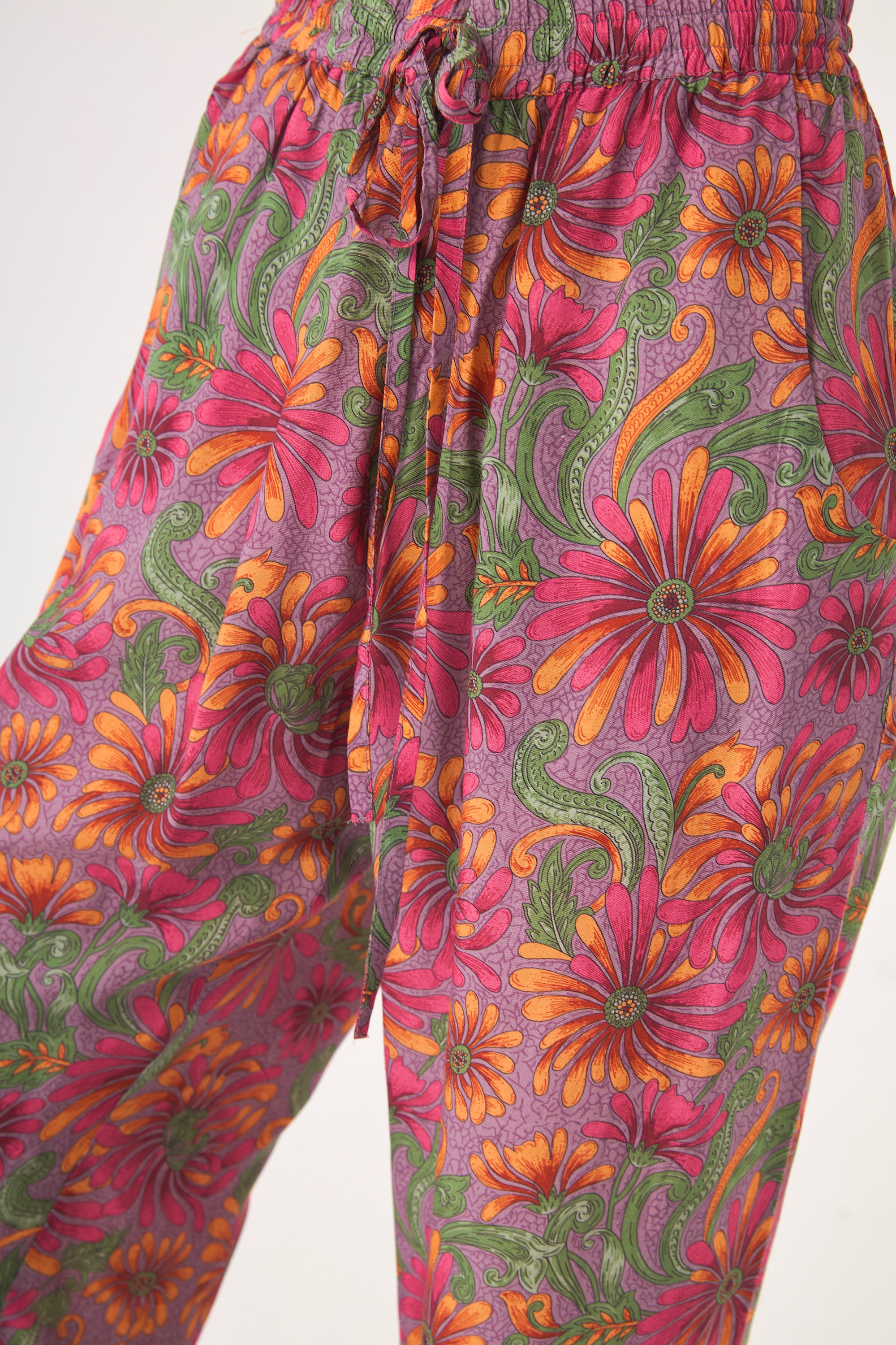 Chicosoleil LOUIZON pantalon viscose Fleur de Satin large