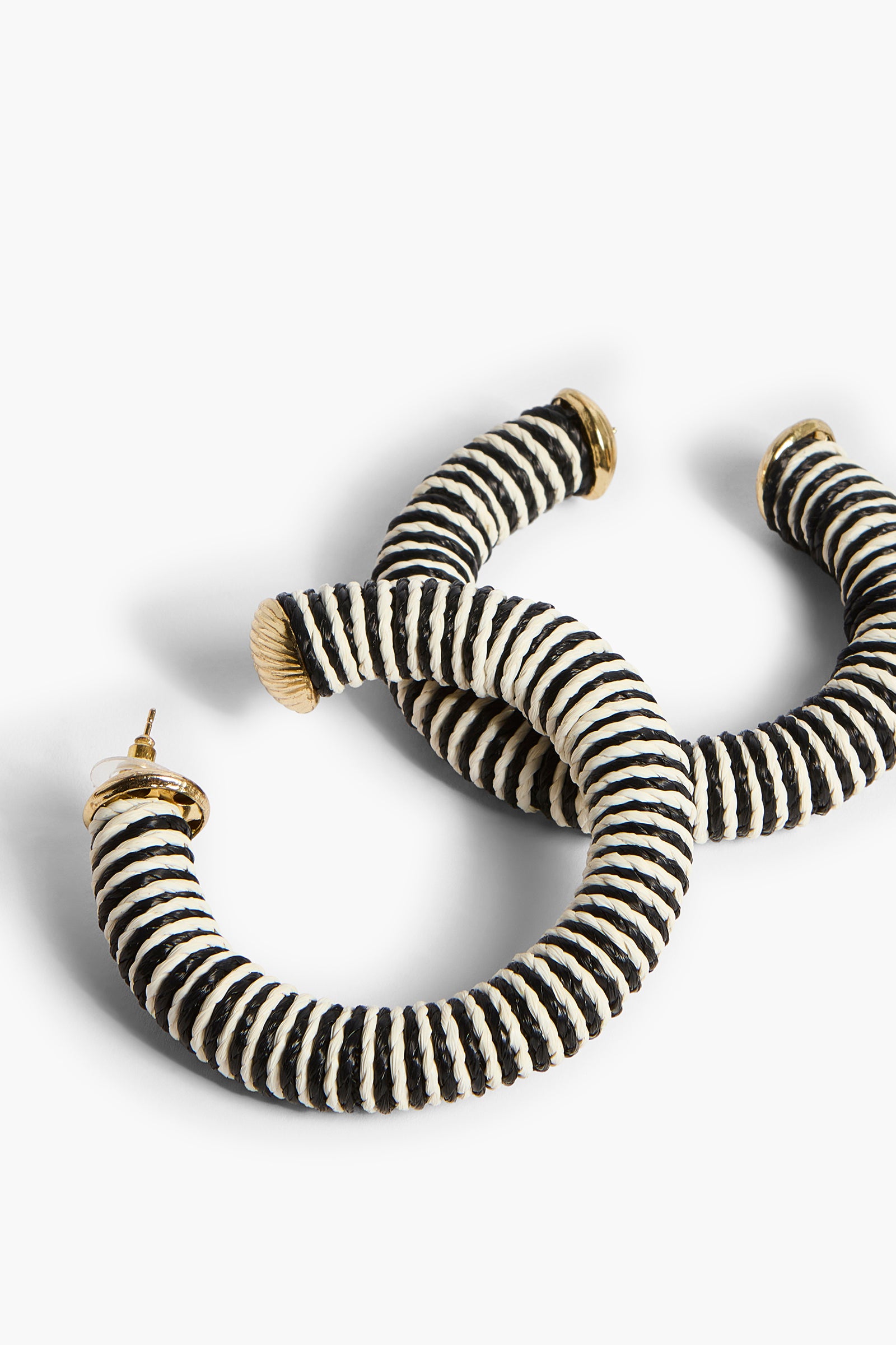 Liviana Conti Bijoux Bette boucles d'oreilles beurre-noir raphia