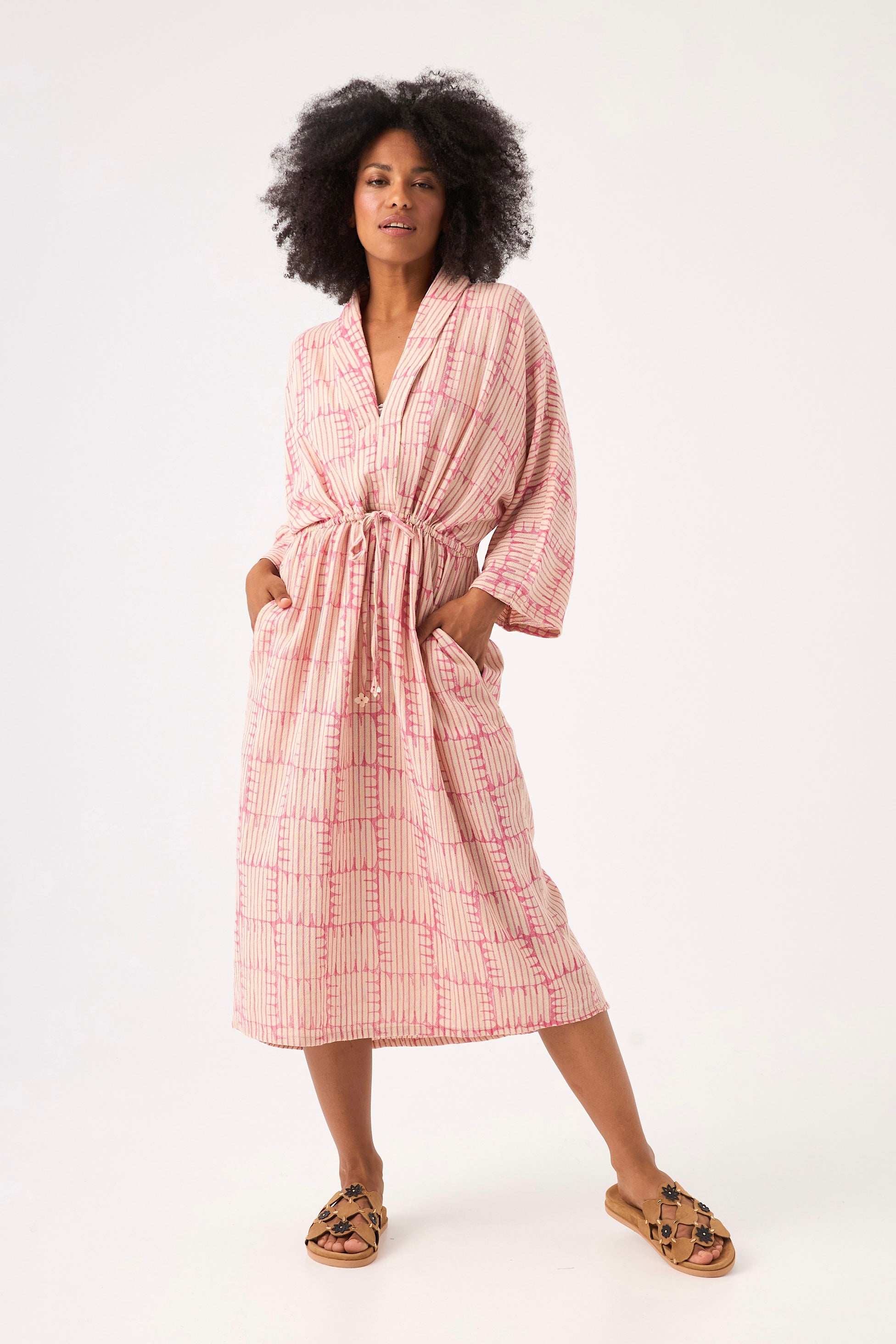 Chicosoleil Winona robe longue rose col châle coton