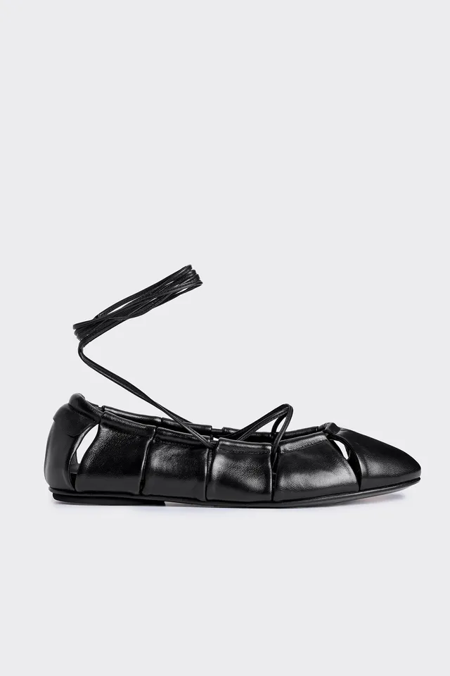 Liviana Conti Fabiola ballerine cuir noir découpé