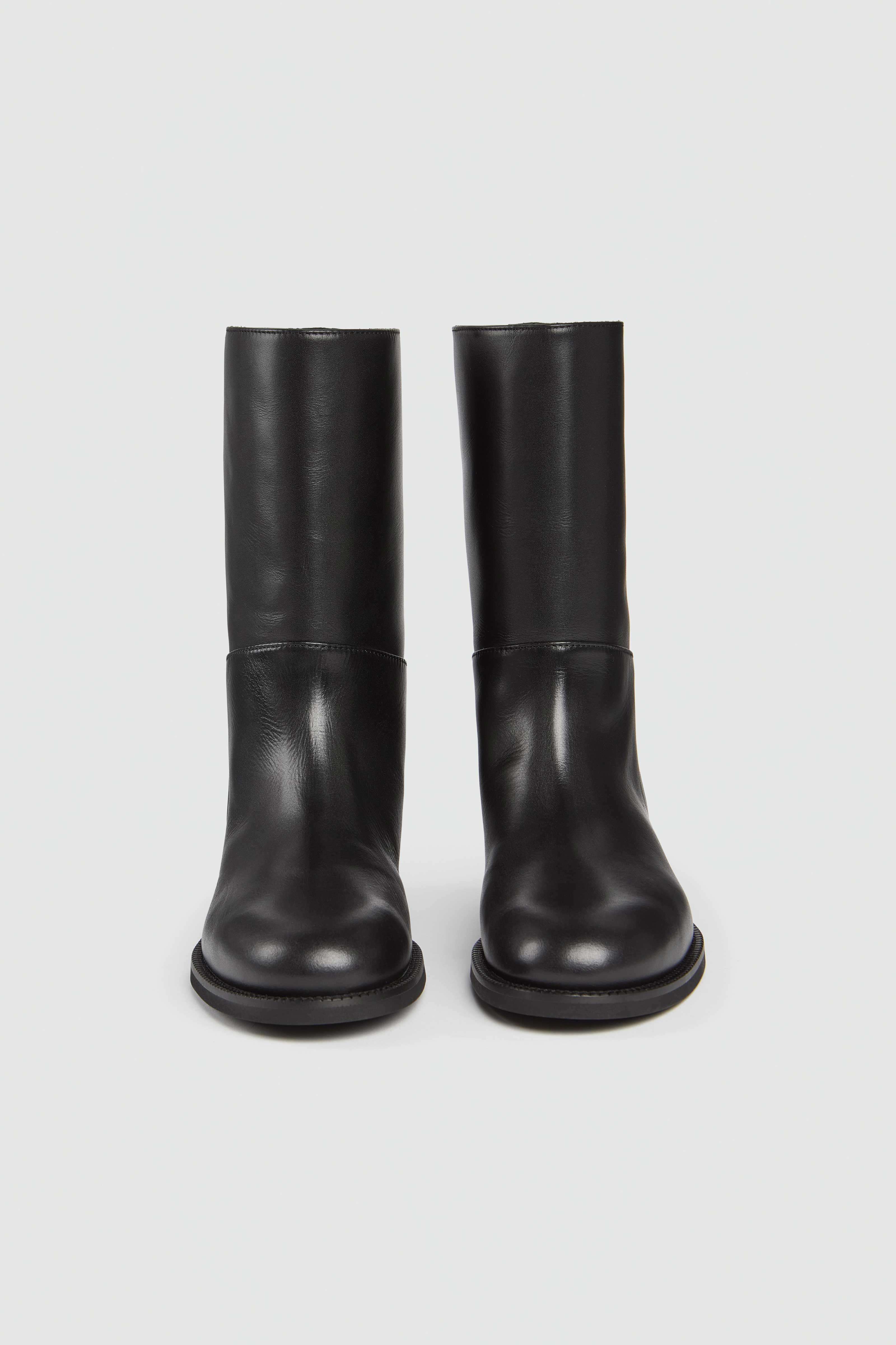 Liviana Conti Serena bottes biker noires cuir