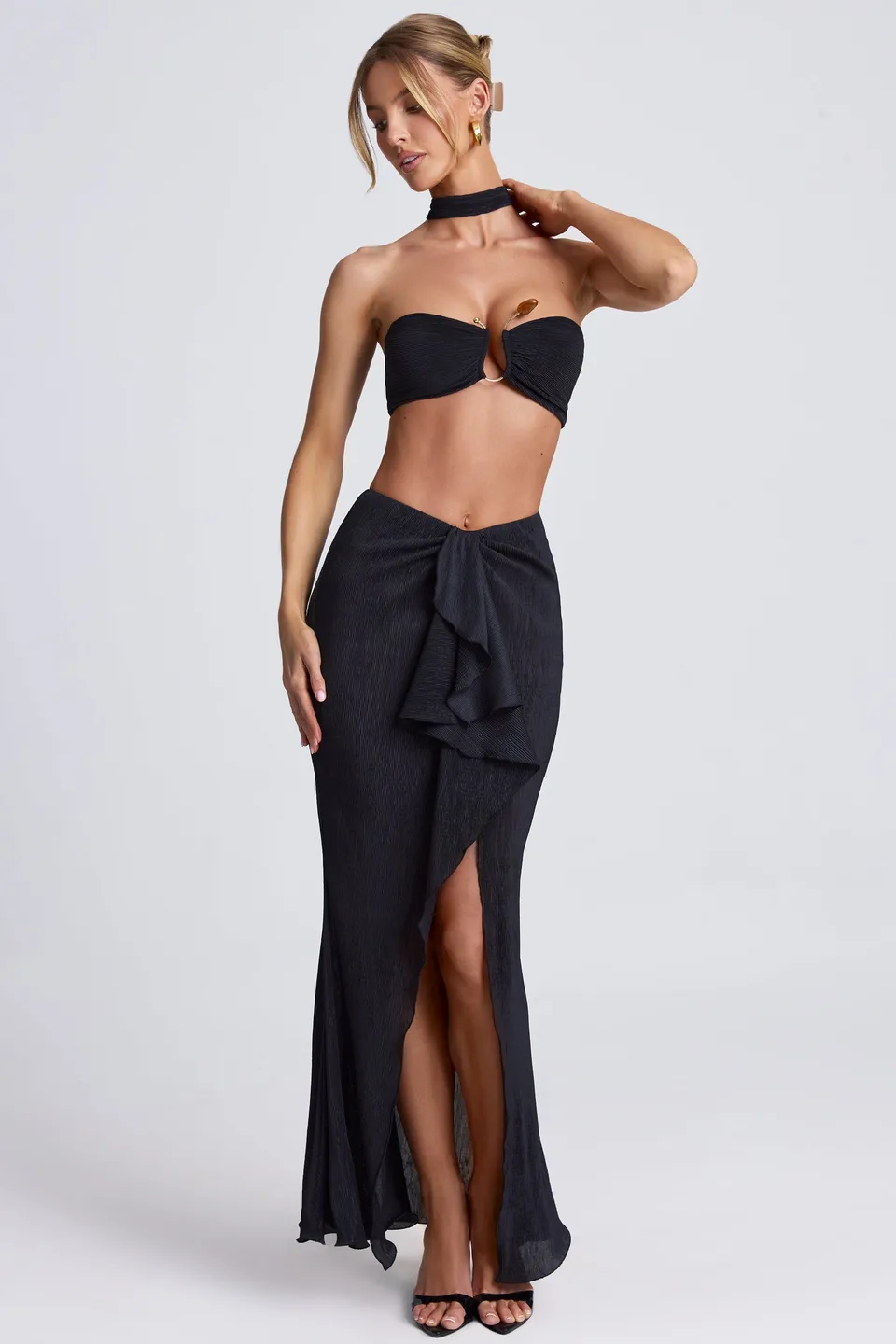 Oh Polly Skirts 9089 maxi jupe noire volants fendue
