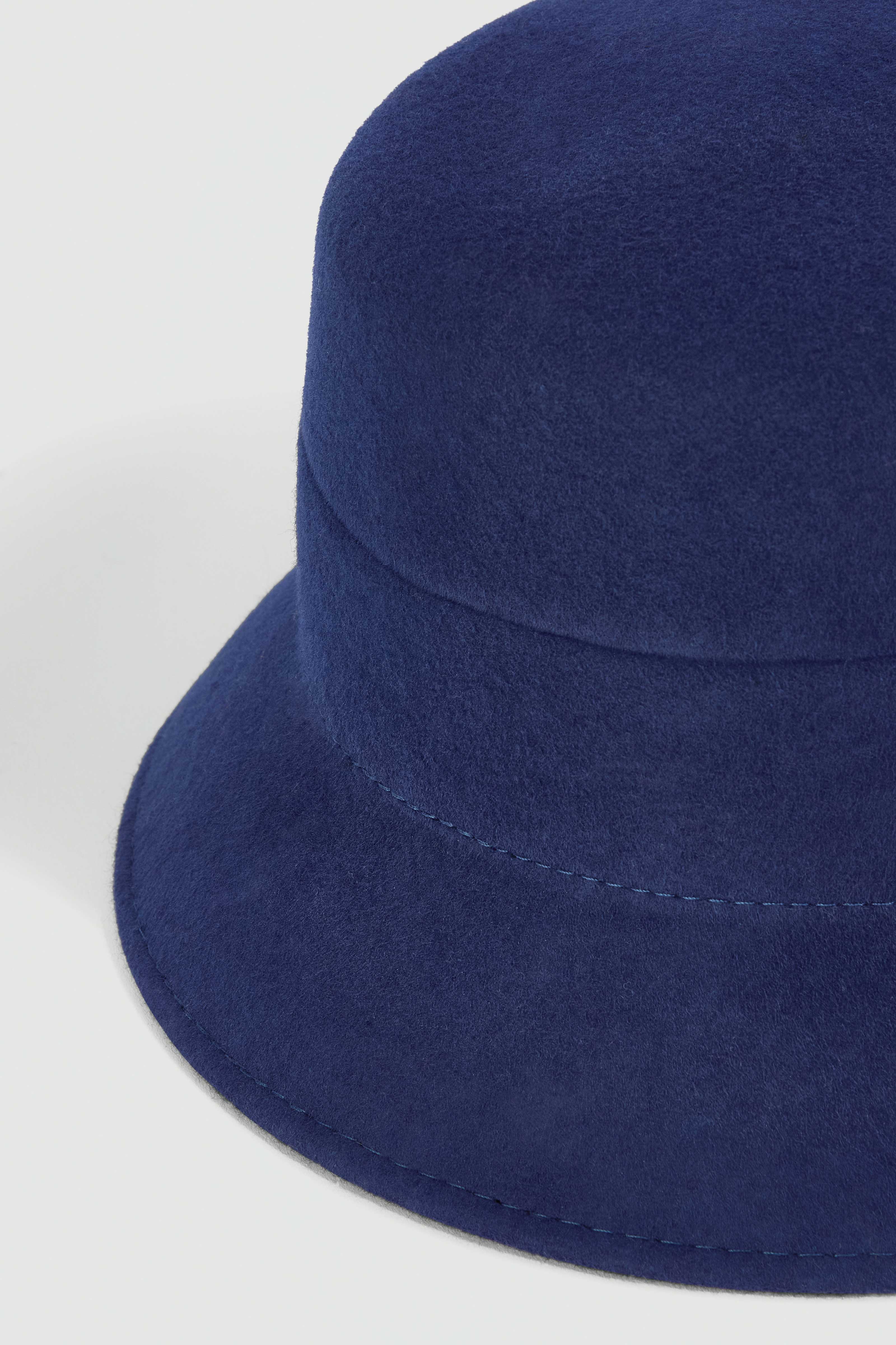 Liviana Conti Greta bob feutre bleuette taille 57