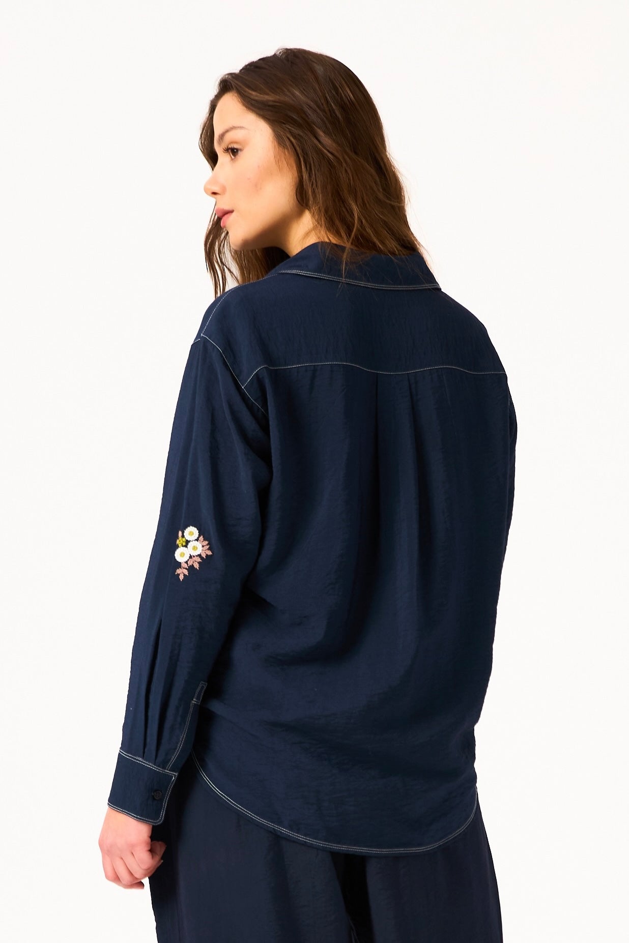 Chicosoleil Sally chemise viscose bleu indigo brodée