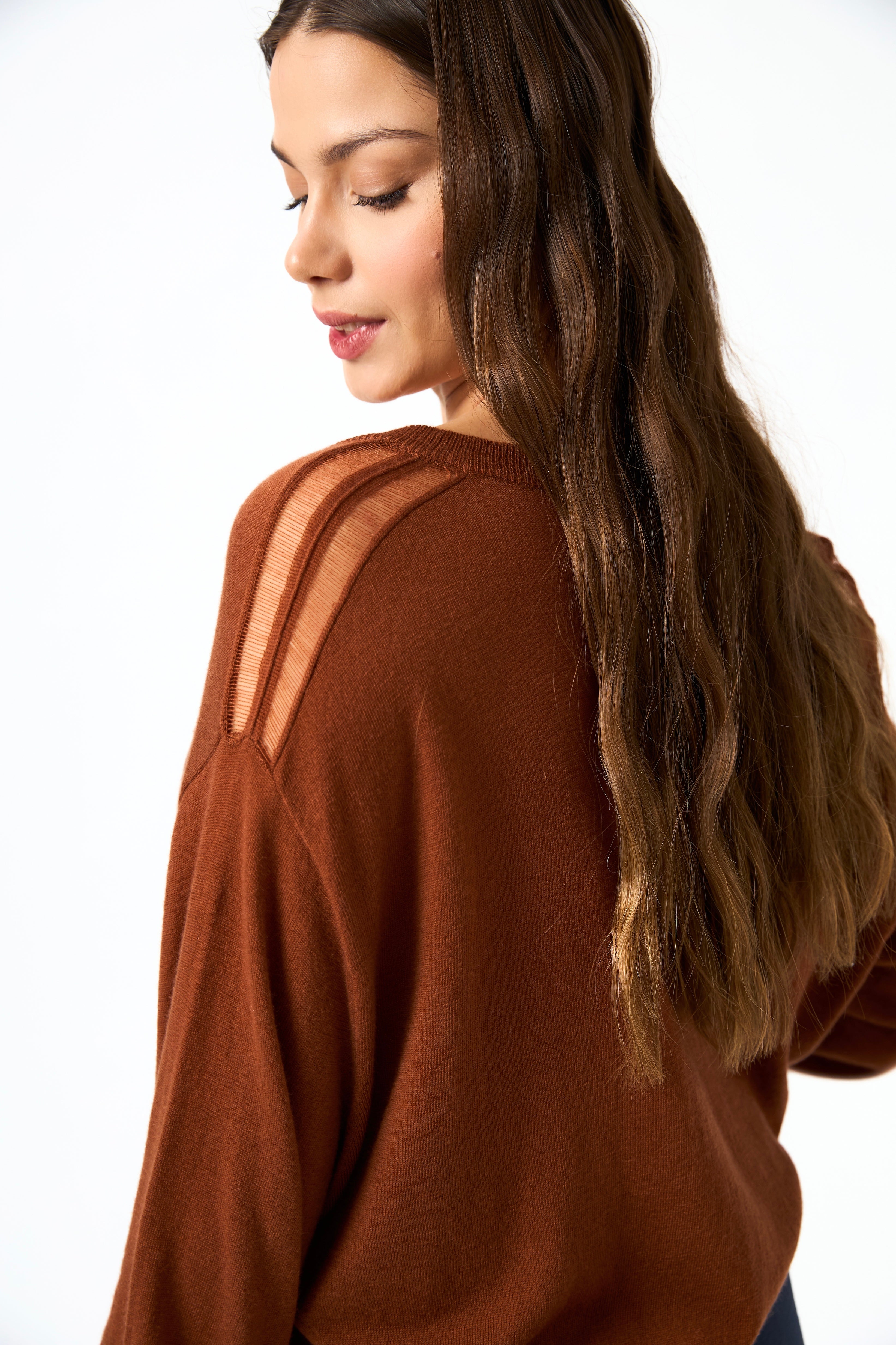 Chicosoleil Poupy pull oversize caramel col V maille