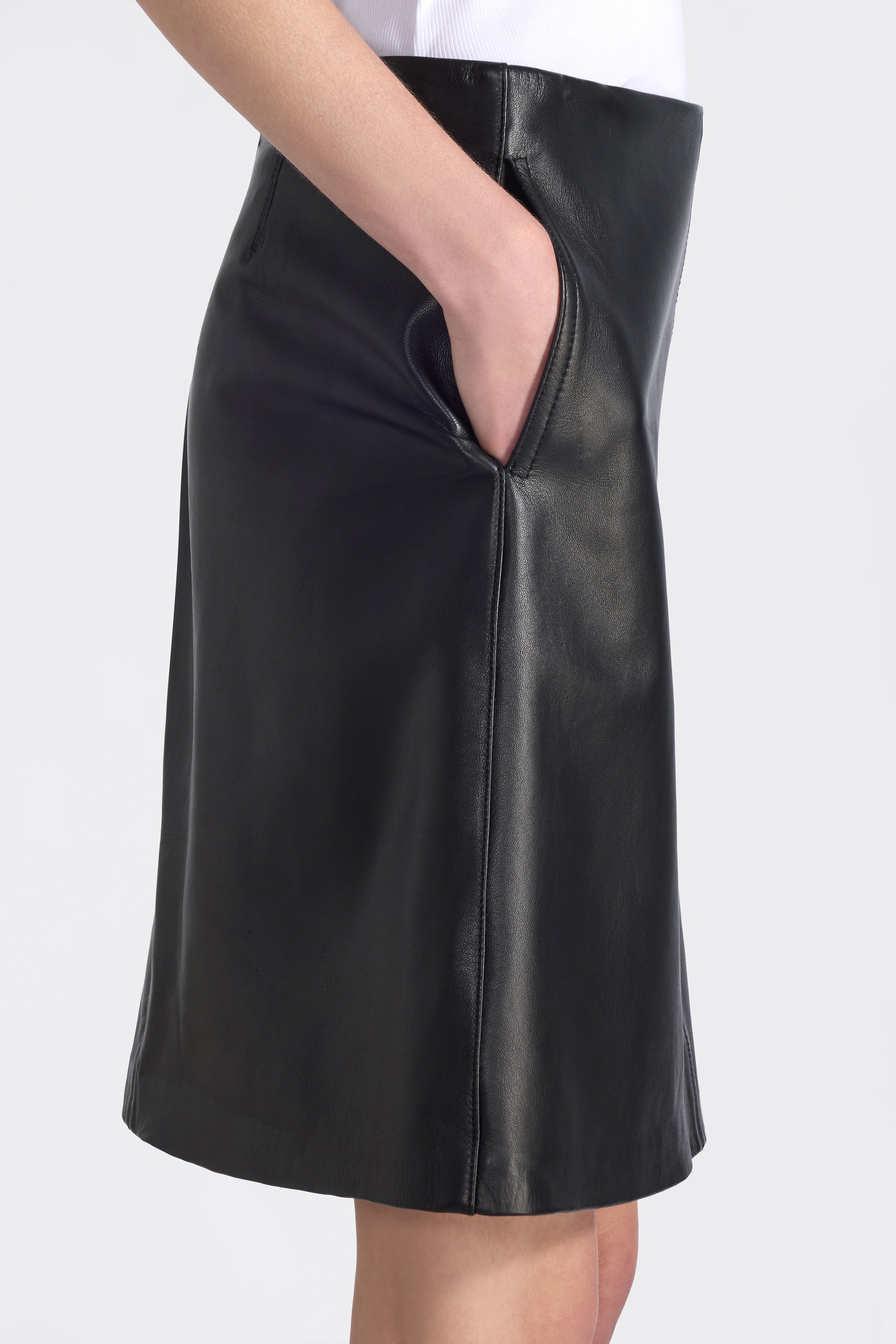 Liviana Conti Fabienne mini jupe cuir noir