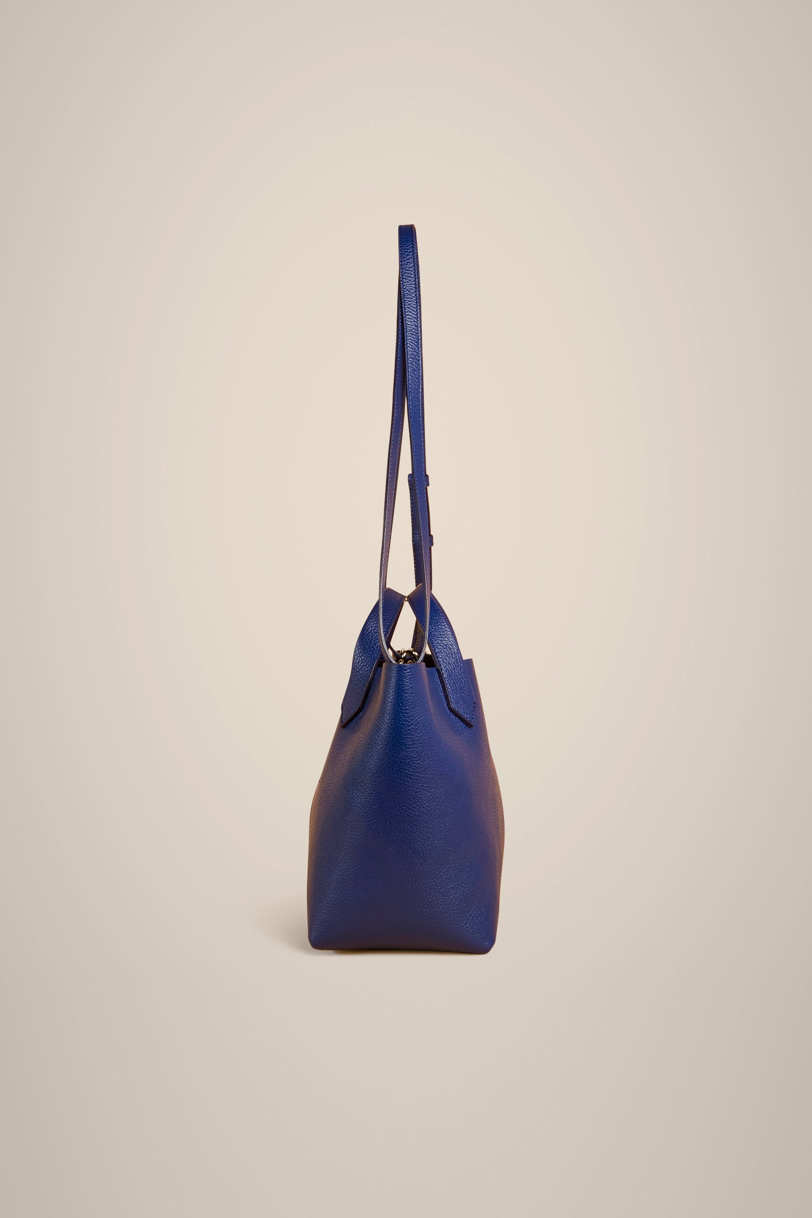Liviana Conti mini tote cuir bleu Marea bandoulière