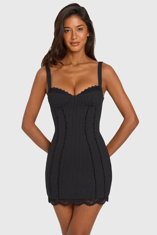 Oh Polly Keava mini robe noire rayée dentelle