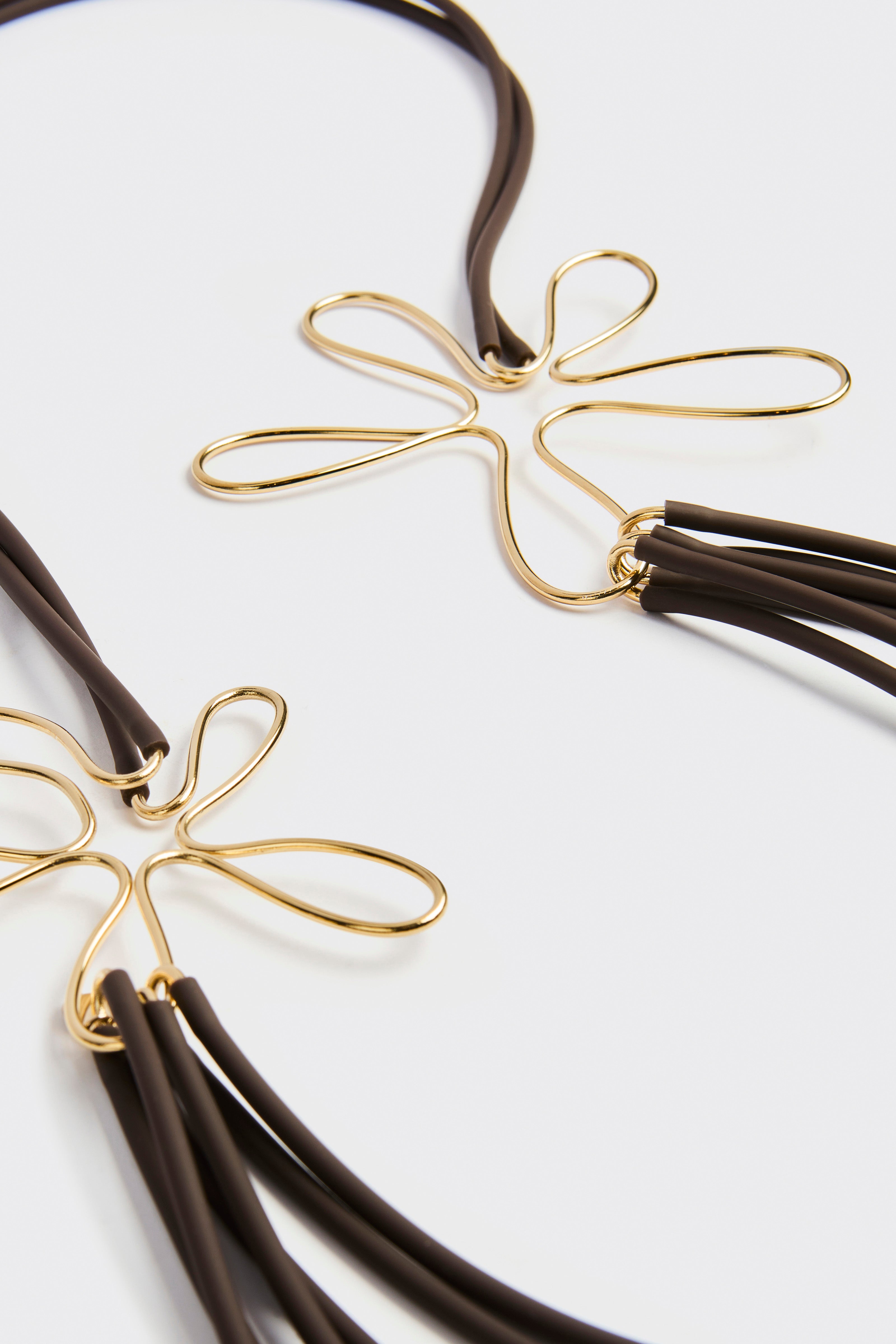 Liviana Conti Lidia collier long doré floral