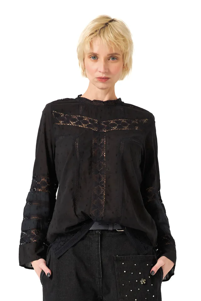 Chicosoleil Haru blouse coton noire dentelle manches 3/4