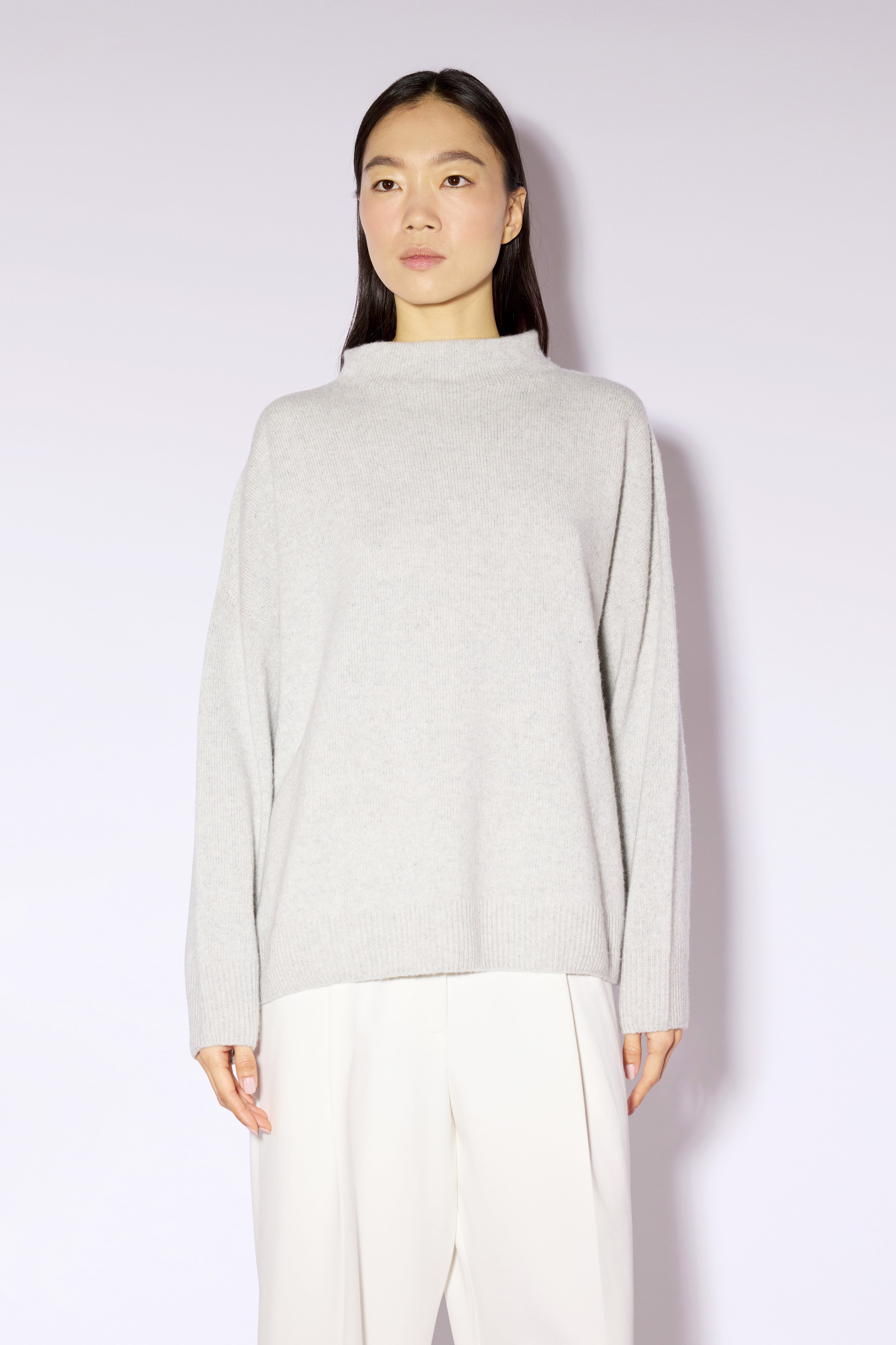 Liviana Conti Nancy pull cachemire soie gris oversize