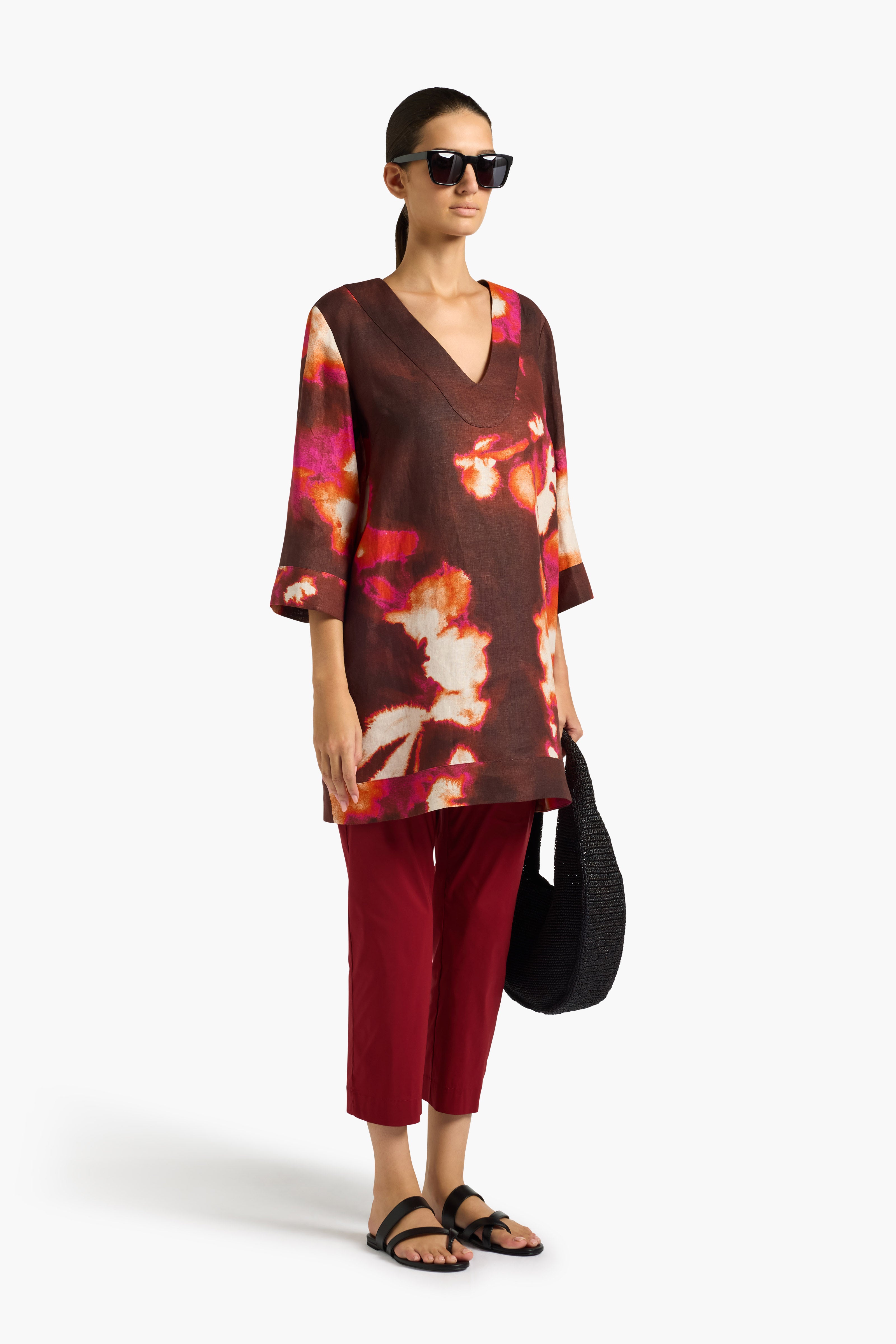 Liviana Conti Alma mini robe lin bordeaux col V 100% lin