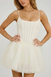 Oh Polly Embellished Eugenie robe mini blanche corset perles