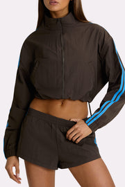 Oh Polly Woven Track Shorts short tissé Truffle poches