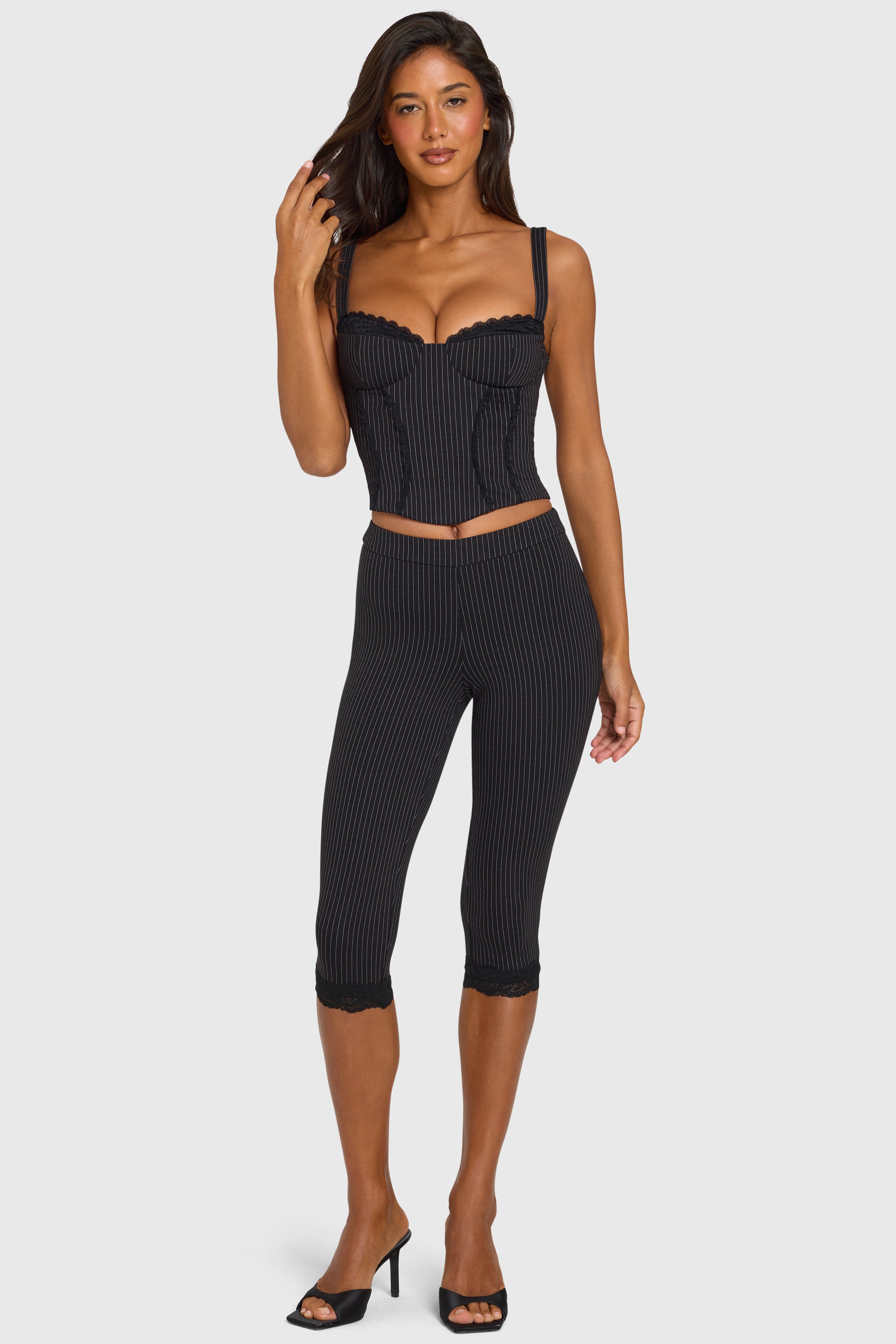 Oh Polly Amren legging capri ponte noir rayé dentelle