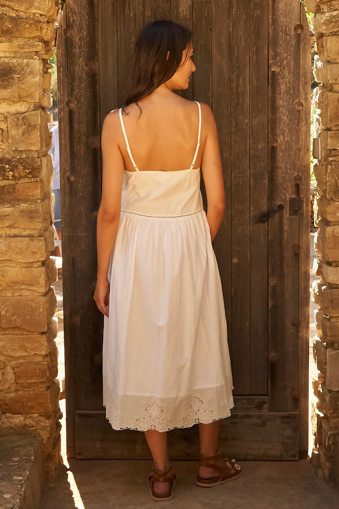 Chicosoleil Robes Gabrielle robe longue blanche brodée coton