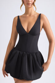 Oh Polly Anahita robe mini satin noire dos lacé