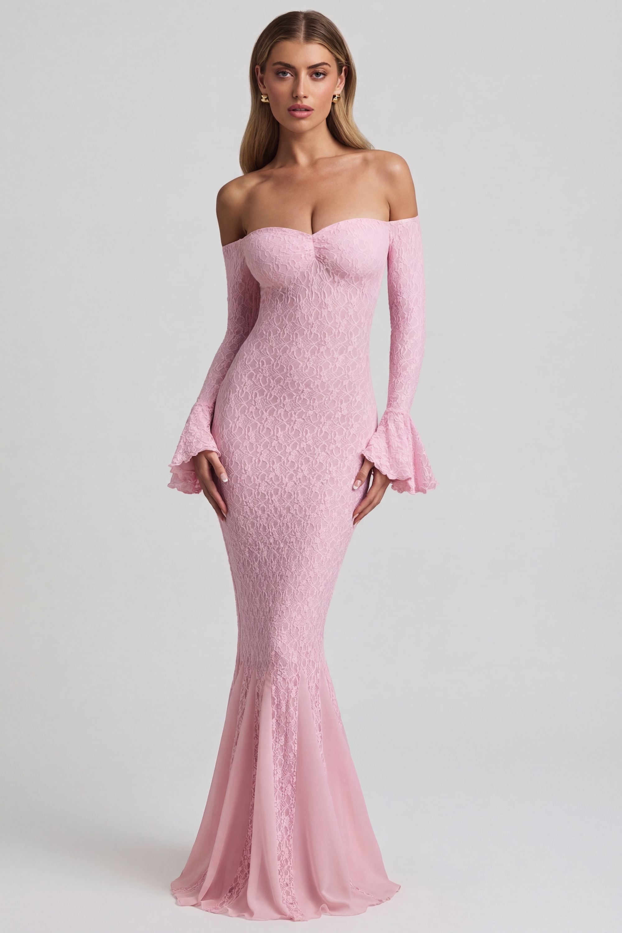 Oh Polly Verena robe maxi rose dentelle épaules nues