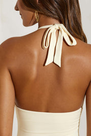 Oh Polly Mei robe longue licou ivoire fente