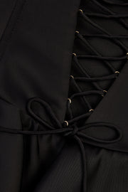 Oh Polly 14721 combishort corset satin noir volants laçage dos