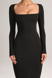 Oh Polly Lux robe longue noire col carré moulante