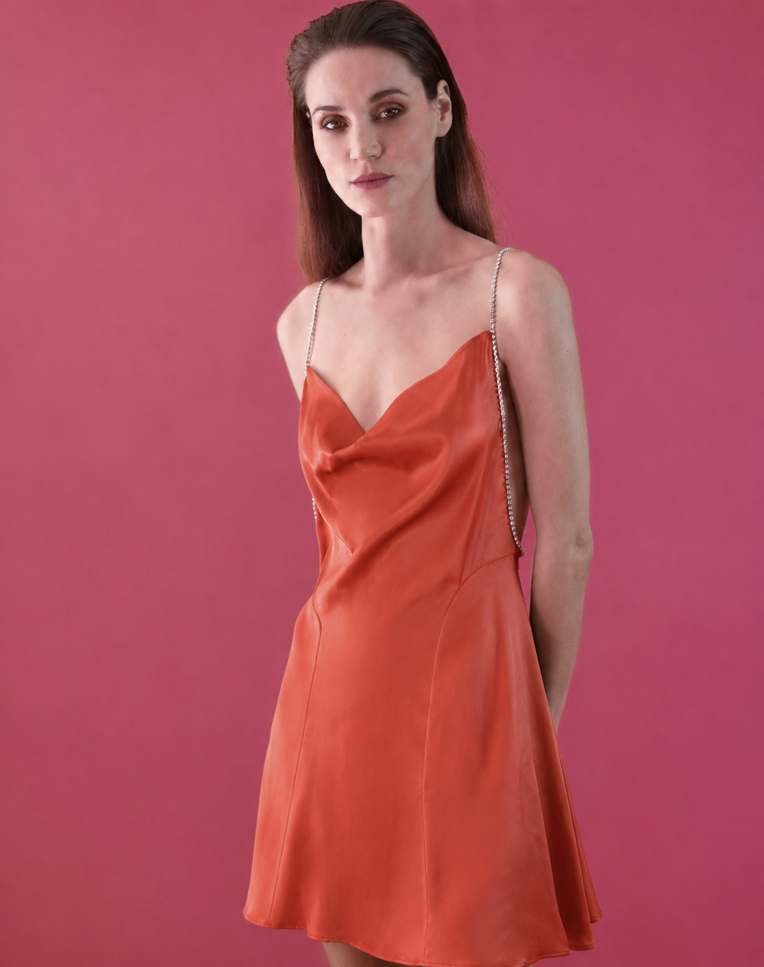 The Ethiquette Jenna Terracota robe satin taille M