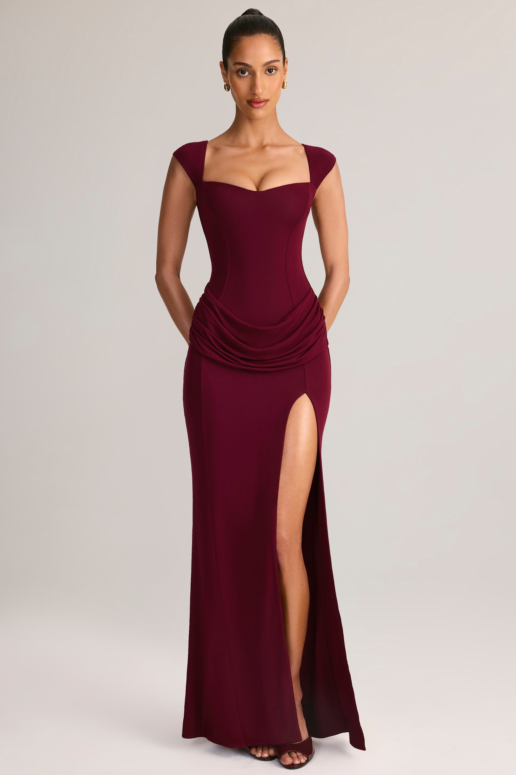 Oh Polly Elva Robe Maxi Bordeaux Col Cœur Modal Fendue