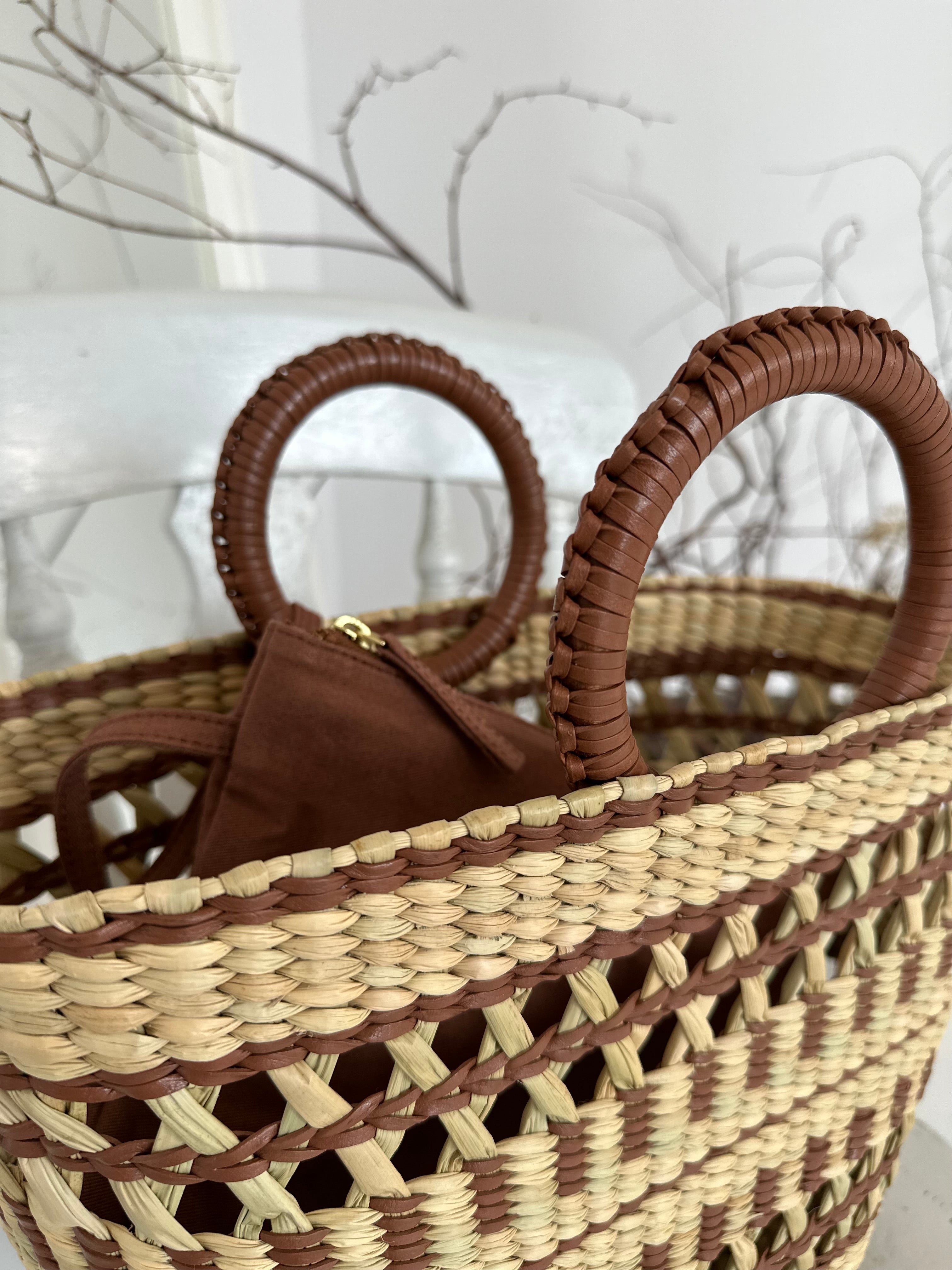 Chicosoleil Leather panier marron osier cuir