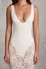 Oh Polly Caia Robe Midaxi Blanche Dentelle Décolleté Plongeant