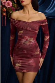 Oh Polly Aarti Mini Robe Bordeaux Fleurs Ruchée Moulante